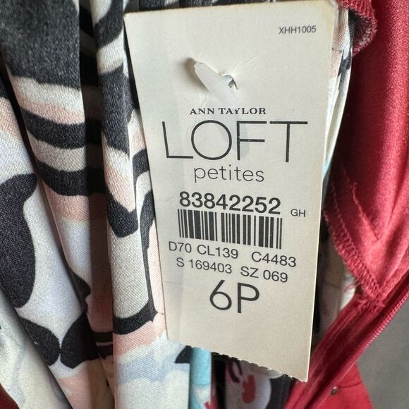 Ann Taylor Loft Trulli vneck boho print dress size 6P NWT - Picture 4 of 7